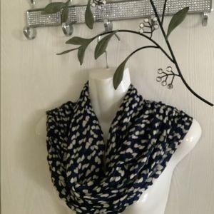 J Crew Sarong or Scarf New with tag navy blue hearts Fringe one size Ver…